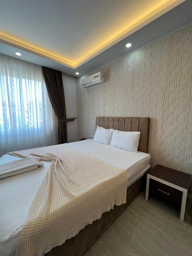 Grand Black Hotel Mersin  Exterior photo