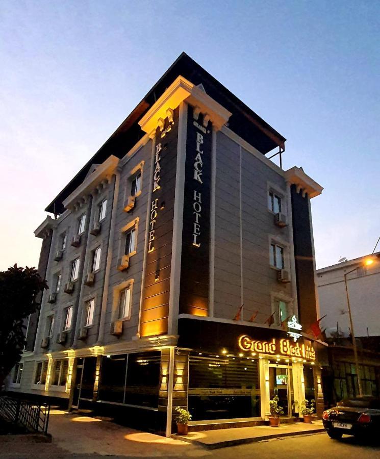 Grand Black Hotel Mersin  Exterior photo