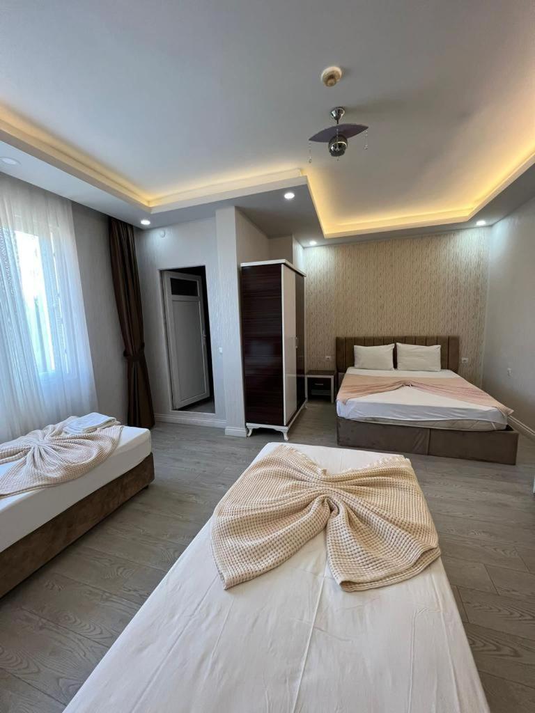 Grand Black Hotel Mersin  Exterior photo